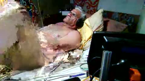 Snapshot of derick1961 chatting on 4, 2, 2026 derick1961 online show from 4, 2, 2026