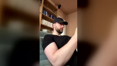 derkleinerabauke online show from 20, 4, 2026