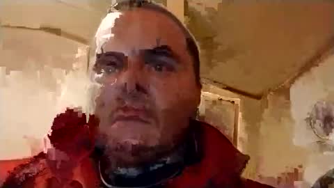 Snapshot of derrickagain chatting on 8, 1, 2025 Beeasy online show from 8, 1, 2025