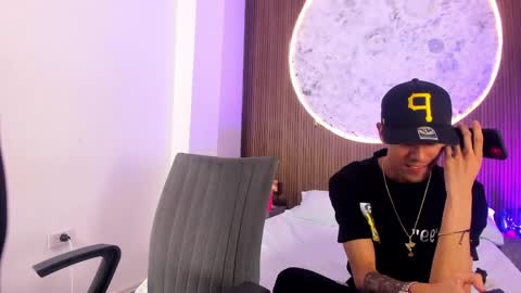 Snapshot of derrymeyers chatting on 30, 3, 2026 derrymeyers online show from 30, 3, 2026