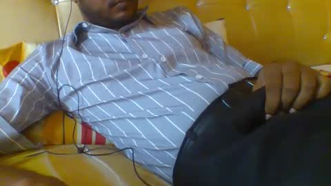Snapshot of desidaddy_69 chatting on 26, 12, 2024 desidaddy_69 online show from 26, 12, 2024