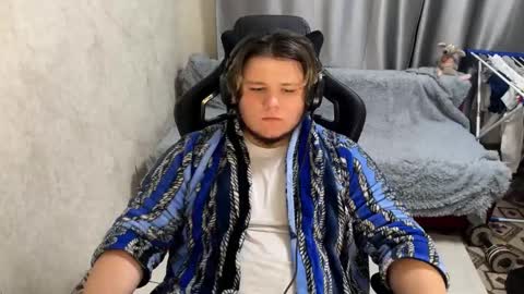 desiredude9 online show from 14, 9, 2025