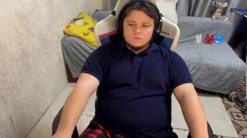 desiredude9 online show from 2, 10, 2025