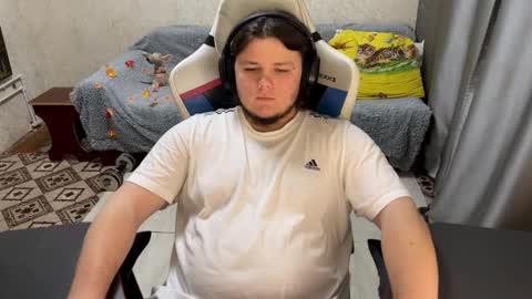 desiredude9 online show from 20, 10, 2025