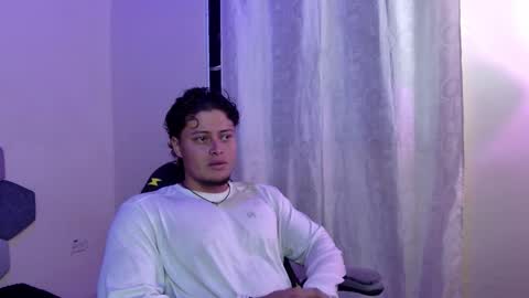 TORI AND MR. BEAR online show from 22, 9, 2025