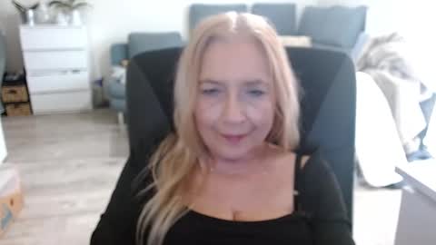 S O F I A online show from 21, 12, 2024