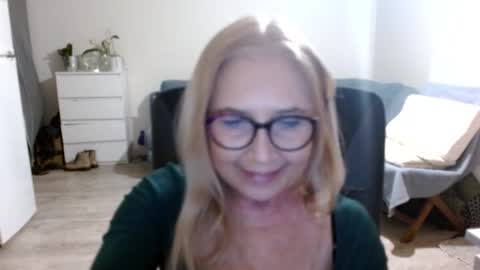 S O F I A online show from 28, 1, 2025