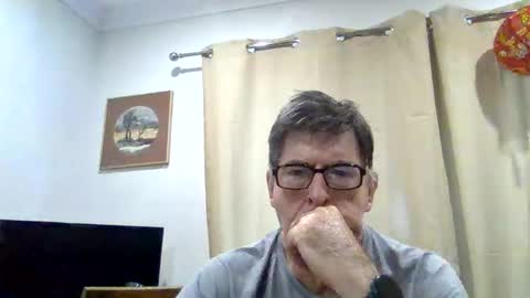 Desmon1958 online show from 1, 2, 2026