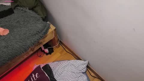 Hot Curvy Blonde online show from 7, 3, 2026