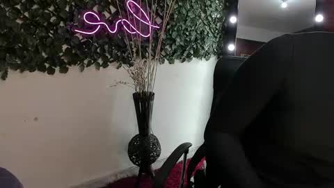 Destiny online show from 1, 10, 2025