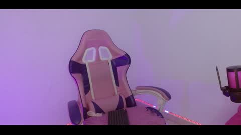 devilchlloe online show from 13, 12, 2024