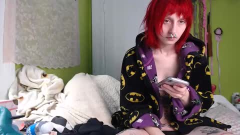 Snapshot of devilg1rl chatting on 3, 2, 2026 poutyangel online show from 3, 2, 2026