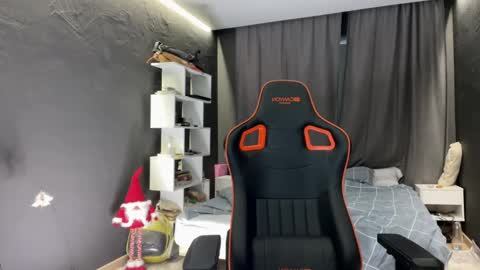 Snapshot of devilnut1 chatting on 28, 11, 2025 devilnut1 online show from 28, 11, 2025