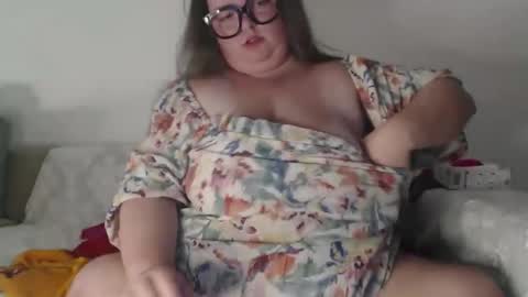 DevilsChick -- OF  online show from 28, 10, 2025