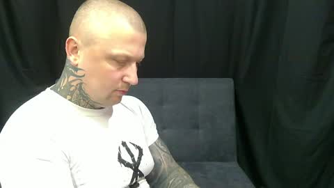 Snapshot of devilwithtats chatting on 27, 5, 2026 Lucian online show from 27, 5, 2026
