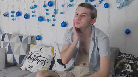 devin_ho online show from 11, 12, 2024