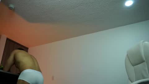 Devin Hunter online show from 11, 1, 2025