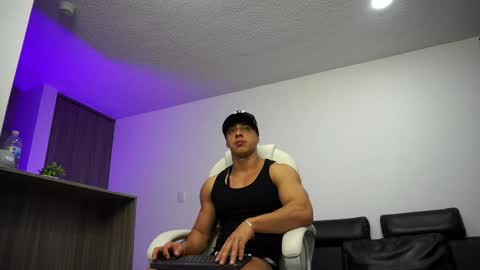 Devin Hunter online show from 12, 1, 2025