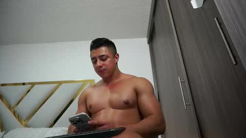 Devin Hunter online show from 1, 10, 2025