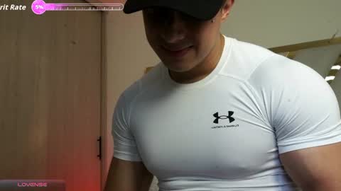 Snapshot of devin_hunter chatting on 28, 7, 2026 Devin Hunter online show from 28, 7, 2026