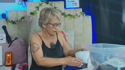 Devora online show from 9, 1, 2026