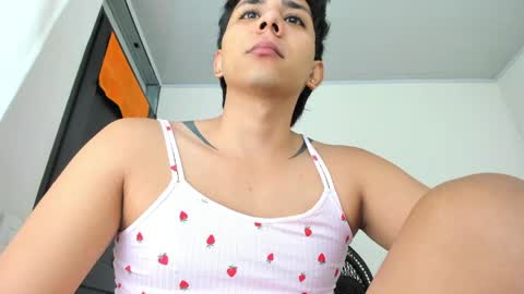 thumb up me please its important online show from 2, 4, 2026