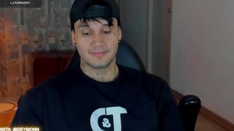 JULIAN online show from 8, 3, 2026