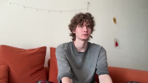 Di Alex online show from 4, 10, 2025