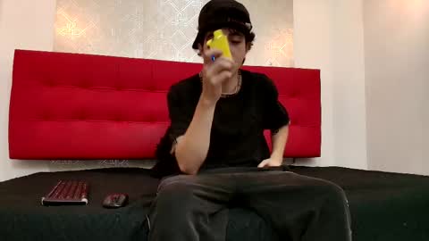   online show from 22, 9, 2025