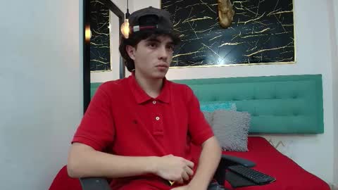   online show from 15, 10, 2025