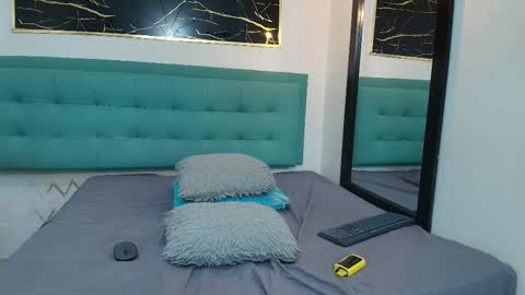   online show from 20, 10, 2025