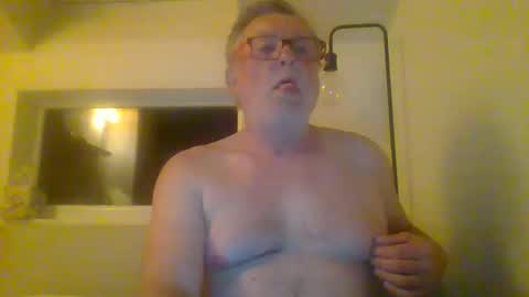 Snapshot of dial76 chatting on 9, 3, 2025 dial76 online show from 9, 3, 2025