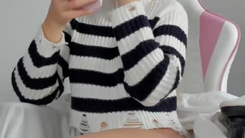 Snapshot of diamond_ava_ chatting on 28, 12, 2024 Thea online show from 28, 12, 2024