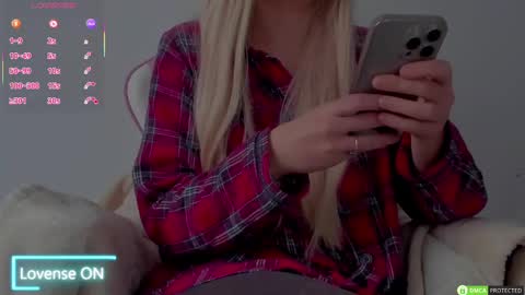 Snapshot of diamond_ava_ chatting on 21, 2, 2025 Thea online show from 21, 2, 2025