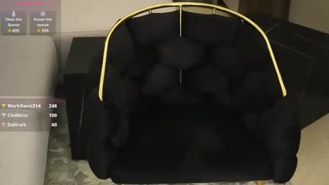 Snapshot of diamondpixie chatting on 9, 2, 2025 Iris online show from 9, 2, 2025