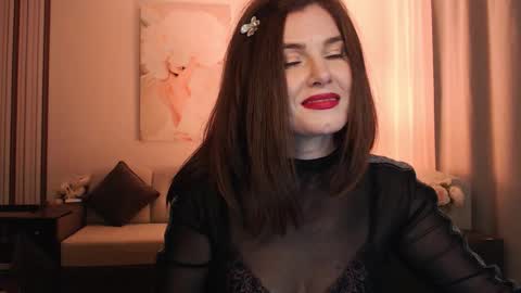 Diana DeLua online show from 30, 9, 2025