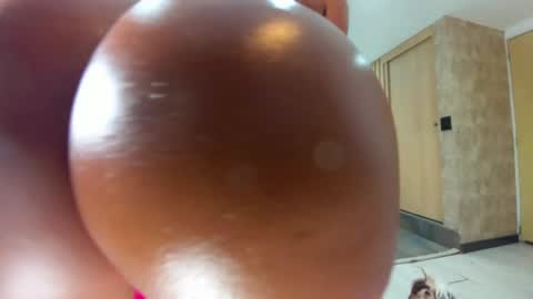 dianac1998 online show from 4, 3, 2025