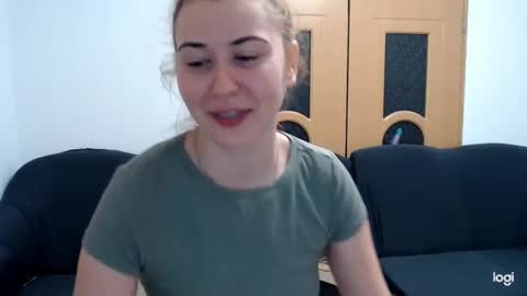 dianasmiey7 online show from 9, 1, 2025