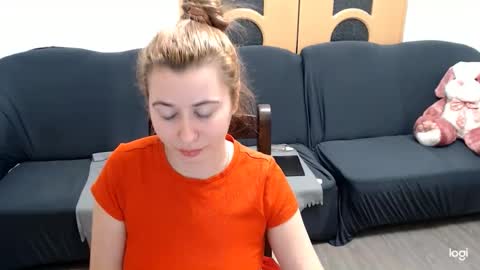 dianasmiey7 online show from 19, 1, 2025