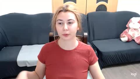 dianasmiey7 online show from 20, 1, 2025