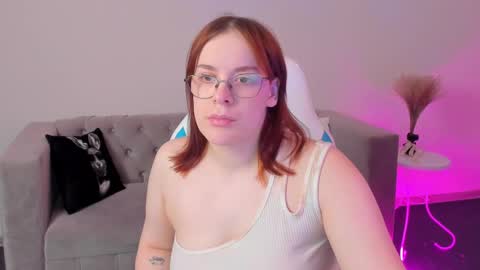 Snapshot of dianne_davis chatting on 24, 2, 2025 Dianne online show from 24, 2, 2025