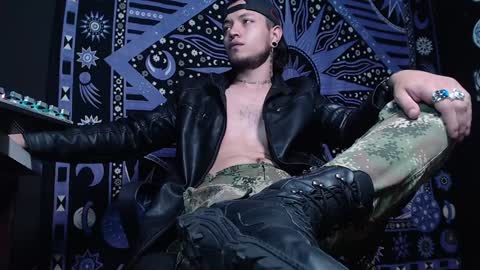 DICAPRIO online show from 2, 2, 2025