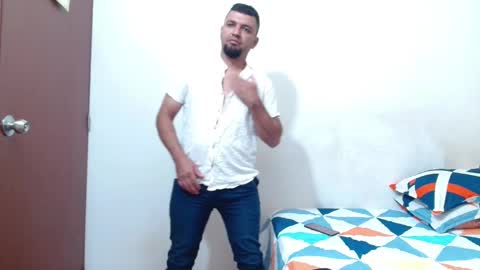 Snapshot of diego_vergon chatting on 9, 9, 2025 diego_vergon online show from 9, 9, 2025