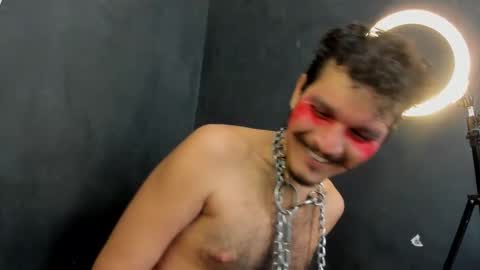 diemond_latinx98 online show from 7, 1, 2026