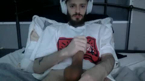 Snapshot of digbicknik chatting on 5, 2, 2025 digbicknik online show from 5, 2, 2025