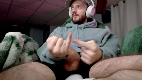 Snapshot of digbicknik chatting on 3, 10, 2025 digbicknik online show from 3, 10, 2025