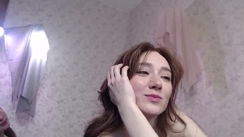 Hi im Alice 3 Im usualy online 03-10 or 17-21 UTC0 online show from 11, 2, 2026