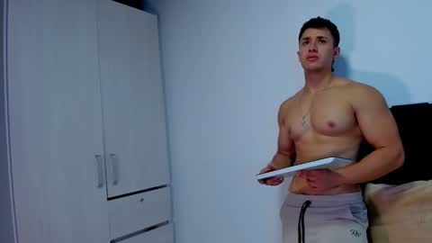 Dilan Coy online show from 9, 1, 2025