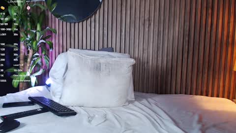 Snapshot of dilanjonnes chatting on 5, 12, 2024 DilanJonnes online show from 5, 12, 2024