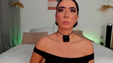 Dilarahkesh  online show from 4, 2, 2026